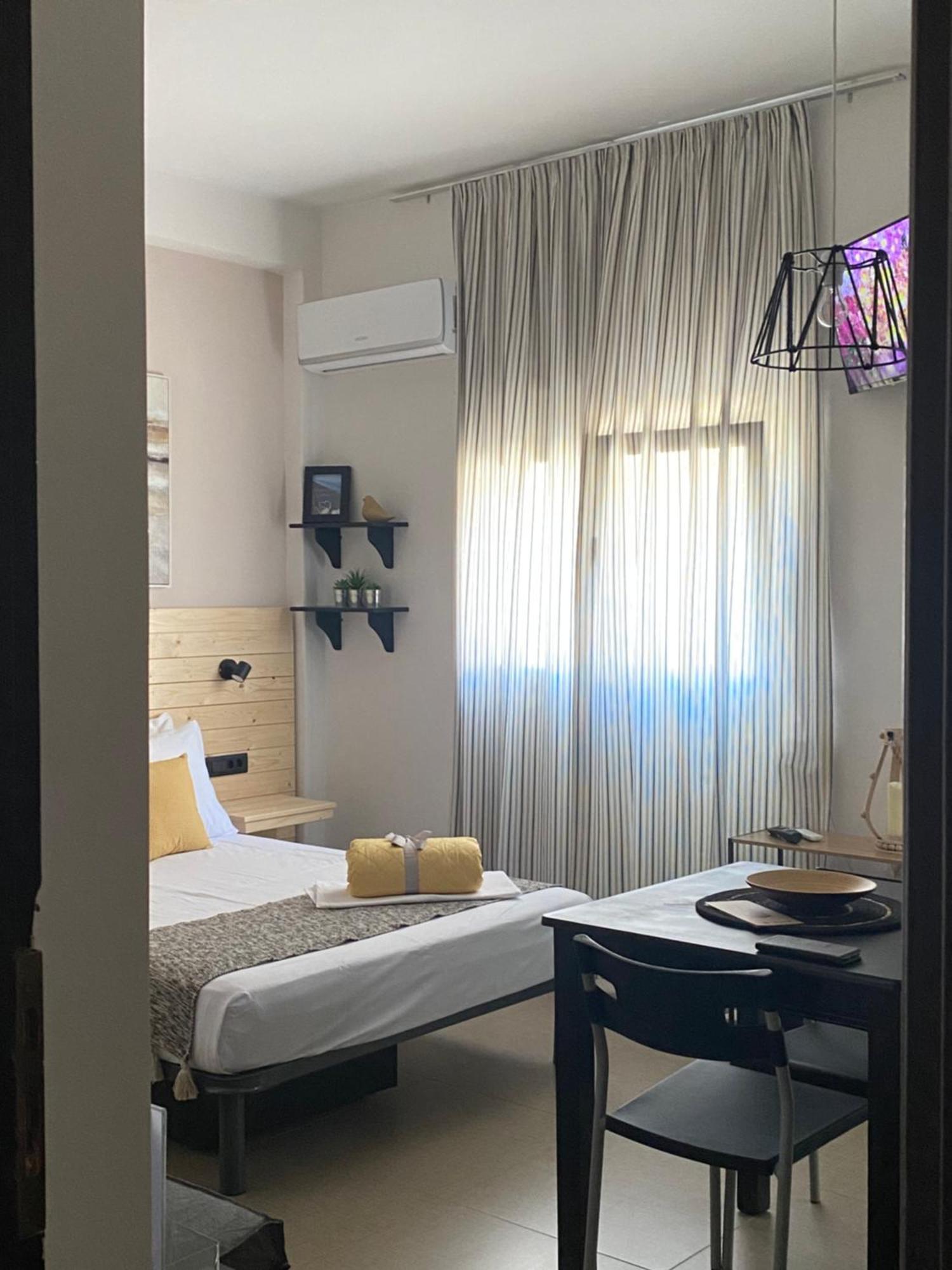Tiny Square Apartment Nafpaktos Exterior photo